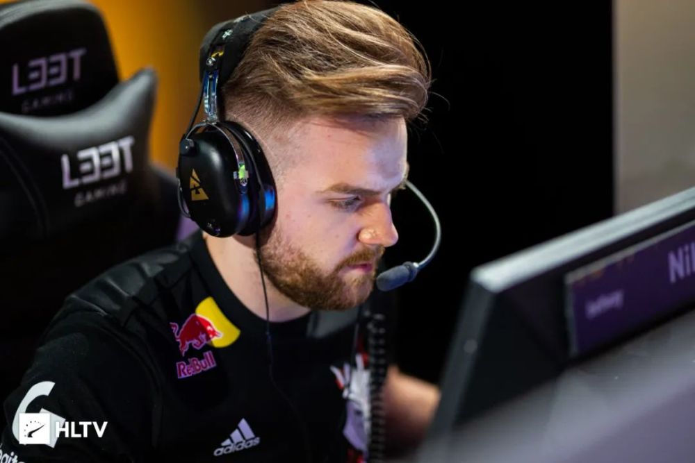 足彩盘口：盘口僵持期的真实信号。（足彩盘面：僵持阶段的可靠信号）