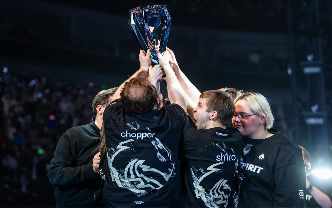 LECW2D2综述：FNC RGE傲视群雄 VIT力克G2